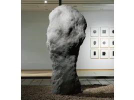 《⽯の軀》 Photo:Seiji Toyonaga